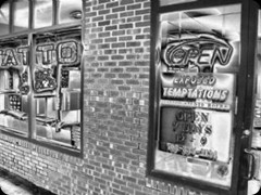 Storefront-BW